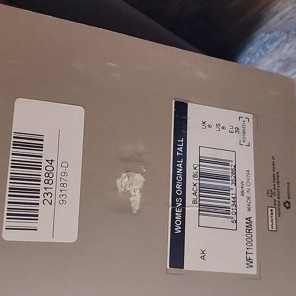 Hunter rainboots size 8 - Picture 3 of 6